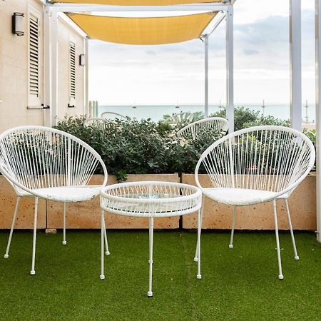 Preferisco B&B E Trattoria Sul Mare Torre Suda Luaran gambar