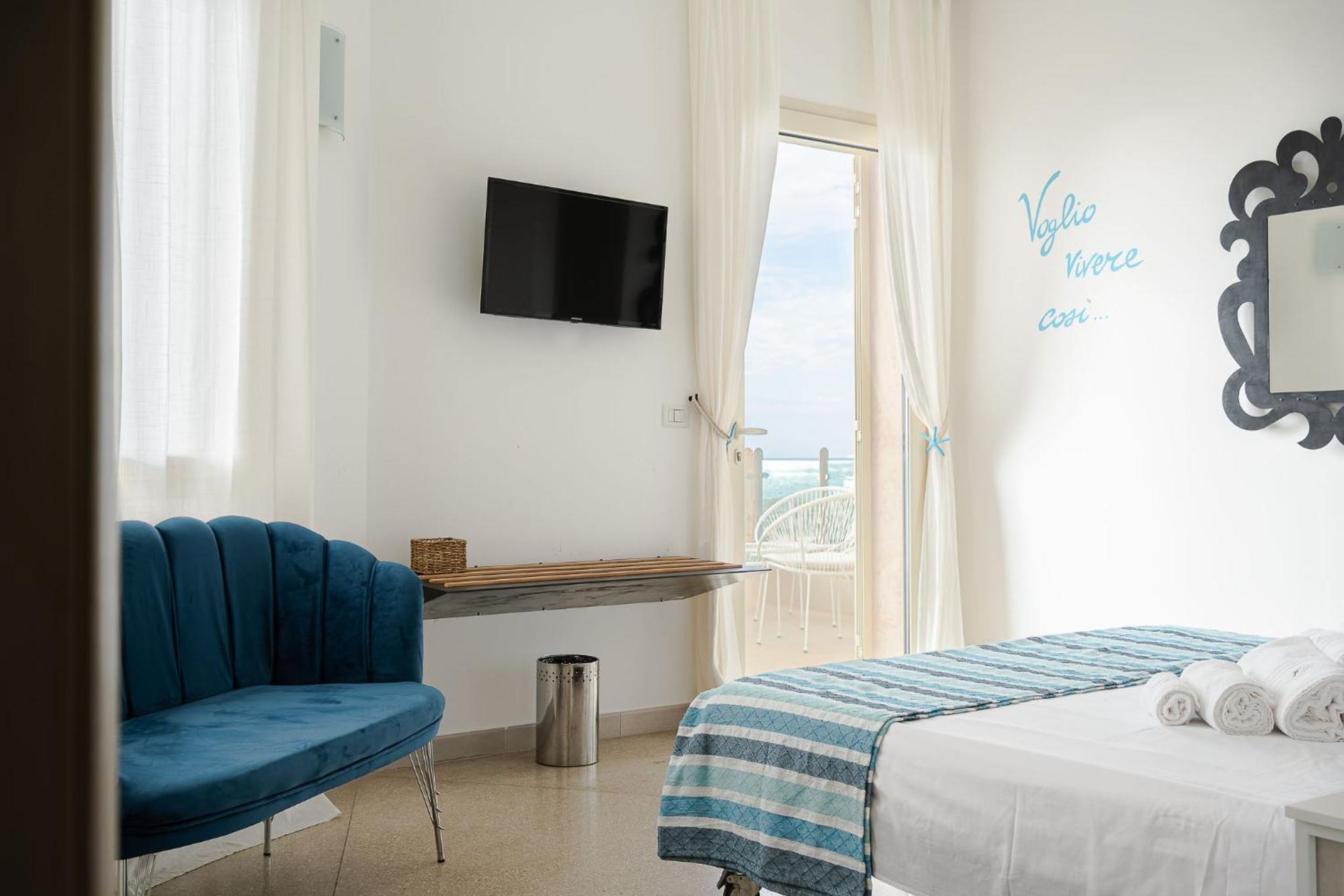 Preferisco B&B E Trattoria Sul Mare Torre Suda Luaran gambar